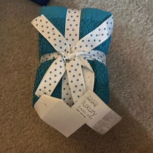 Riviera Teal Bath Towels